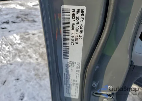 2022 Jeep Compass Limited z USA, uszkodzony, nr VIN 3C4NJDCB4NT181816